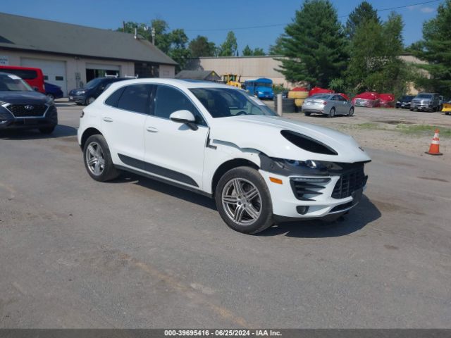 PORSCHE MACAN 2018 wp1ab2a57jlb32272