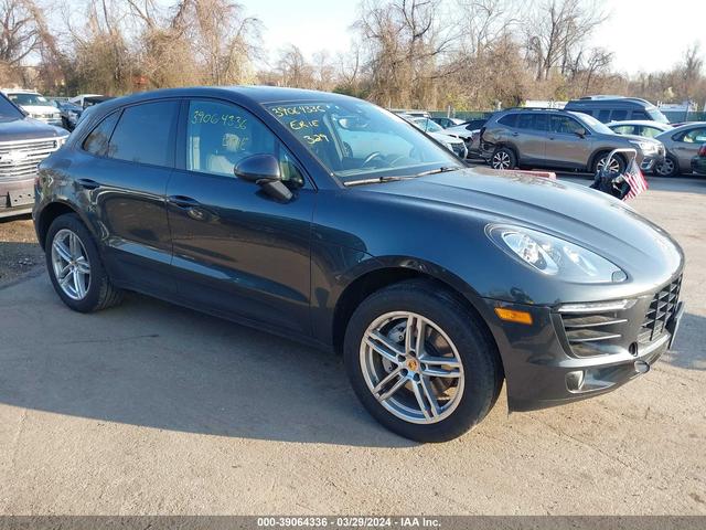 PORSCHE MACAN 2017 wp1ab2a58hlb14440