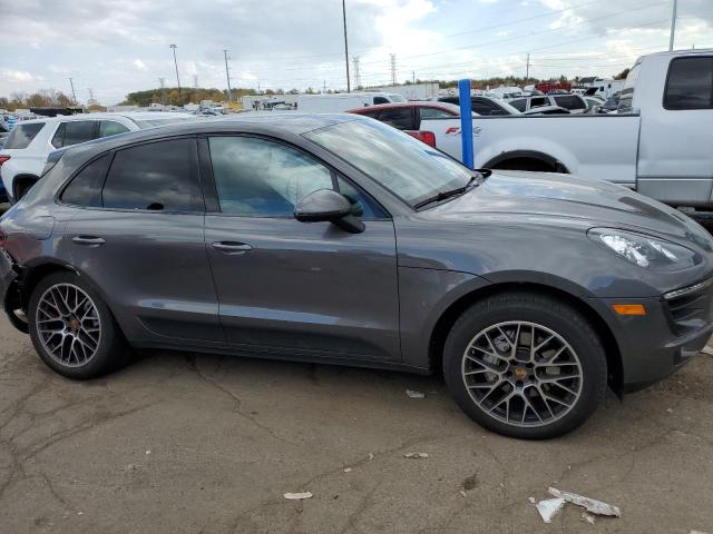 PORSCHE MACAN 2017 wp1ab2a58jlb31759