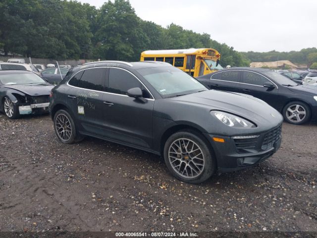 PORSCHE MACAN 2017 wp1ab2a59hlb17069