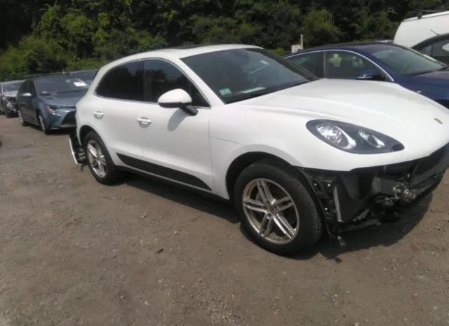 PORSCHE MACAN 2017 wp1ab2a59hlb19789