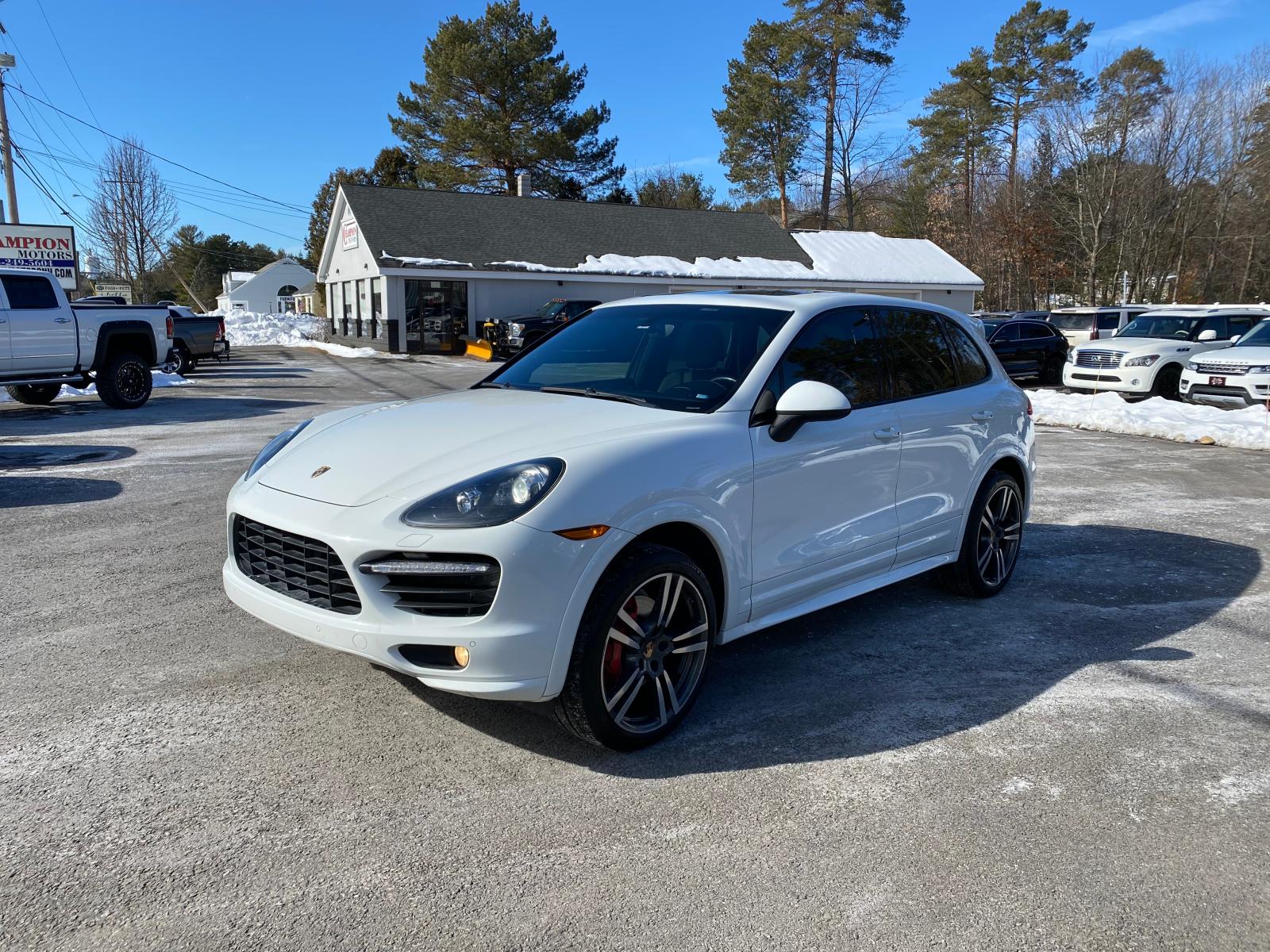 PORSCHE CAYENNE GT 2014 wp1ad2a25ela73406