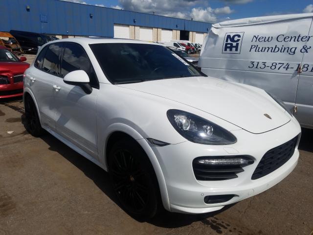 PORSCHE CAYENNE GT 2013 wp1ad2a27dla71218