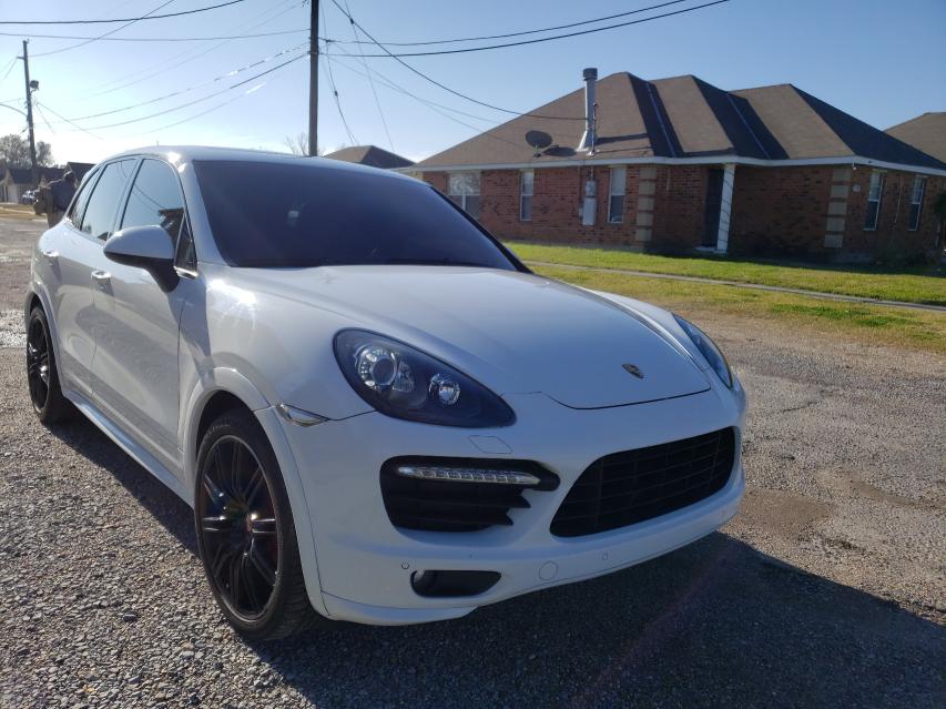 PORSCHE CAYENNE GT 2013 wp1ad2a28dla79294