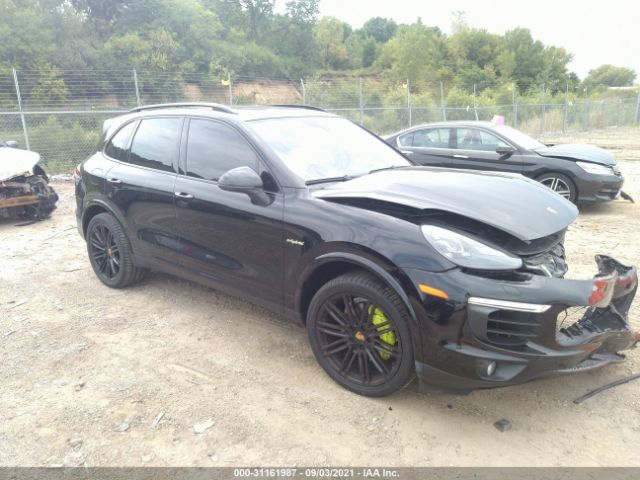 PORSCHE CAYENNE 2017 wp1ae2a24hla75620