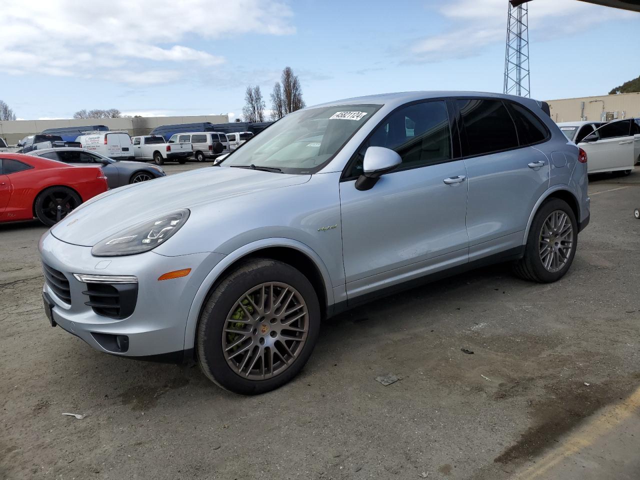 PORSCHE CAYENNE 2017 wp1ae2a25hla68465