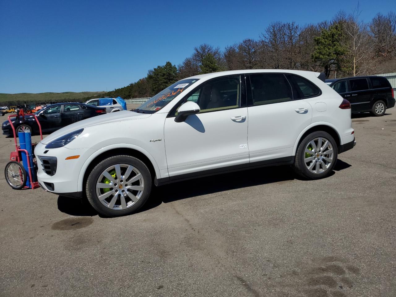 PORSCHE CAYENNE 2017 wp1ae2a26hla68264