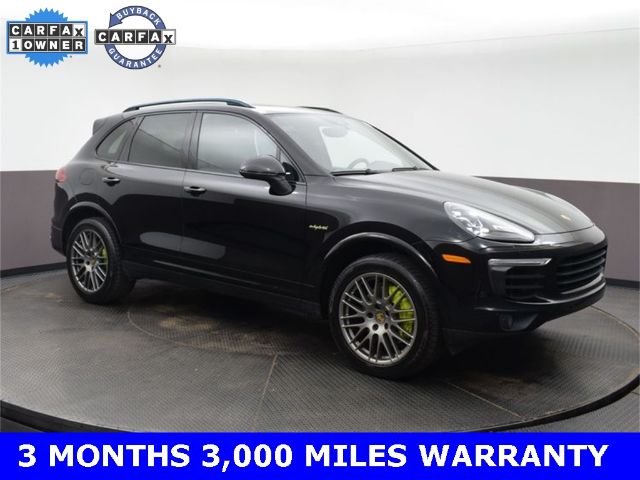 PORSCHE CAYENNE 2017 wp1ae2a26hla70774