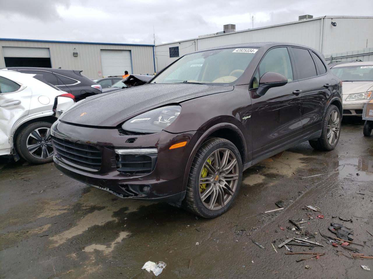 PORSCHE CAYENNE 2017 wp1ae2a26hla71472