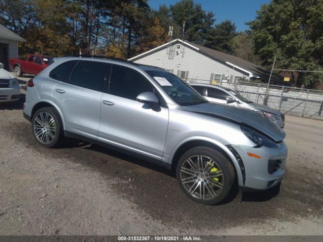 PORSCHE CAYENNE 2017 wp1ae2a26hla74307