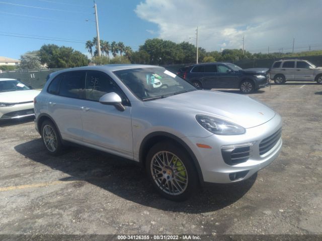 PORSCHE CAYENNE 2016 wp1ae2a27gla63704