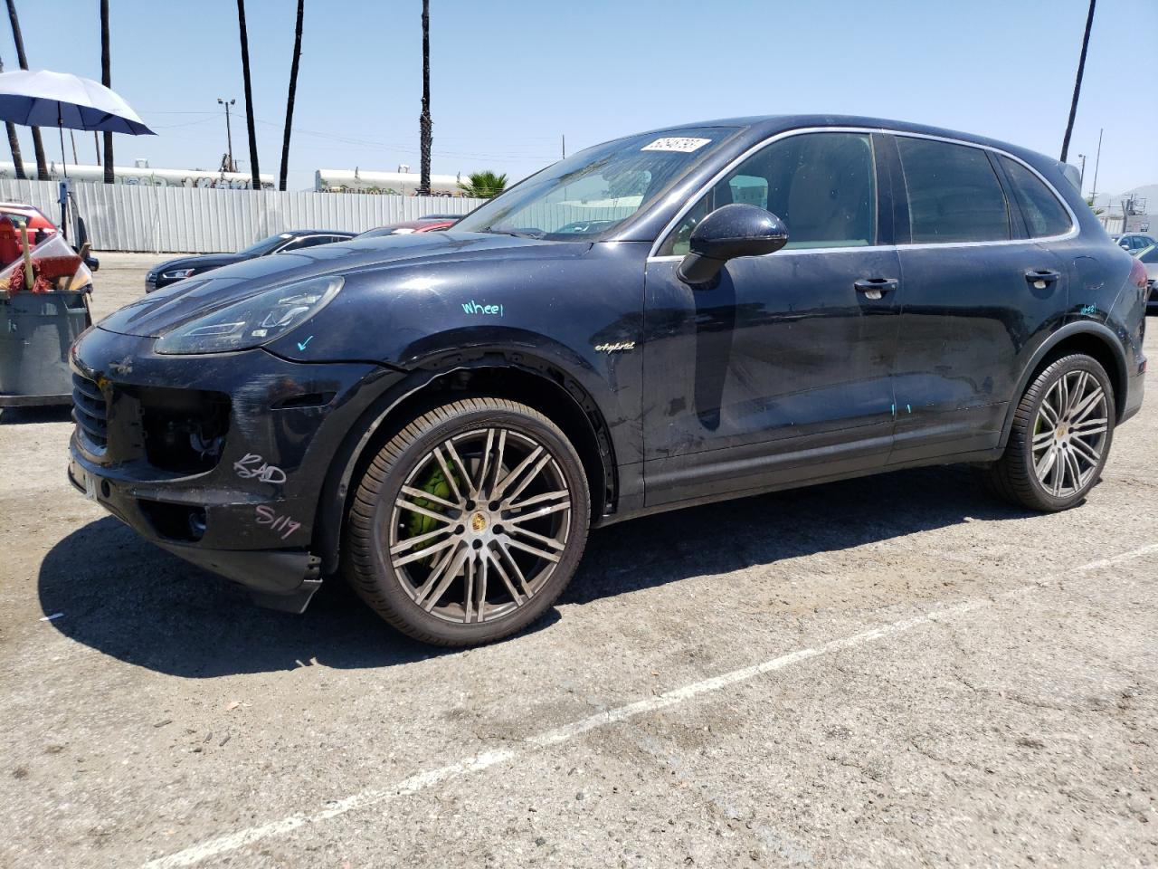 PORSCHE CAYENNE 2015 wp1ae2a28fla52046