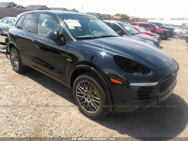 PORSCHE CAYENNE 2017 wp1ae2a29hla75158