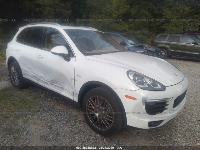 PORSCHE CAYENNE 2015 wp1af2a26fla37963