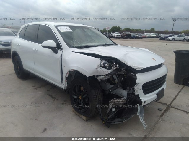 PORSCHE CAYENNE 2016 wp1af2a29gla40843