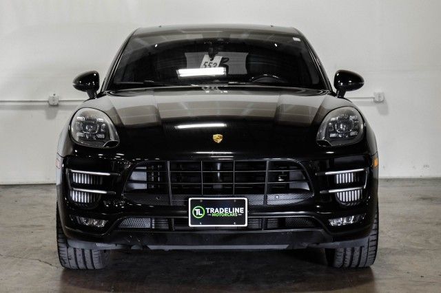 PORSCHE MACAN 2017 wp1af2a50hlb60719