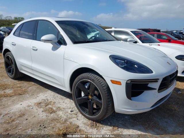 PORSCHE MACAN 2021 wp1af2a54mlb60605