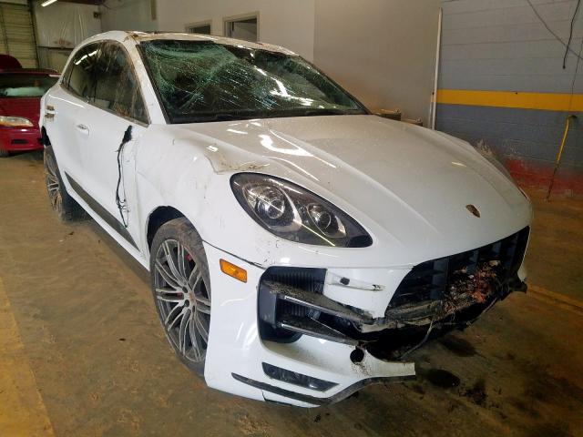 PORSCHE MACAN TURB 2015 wp1af2a58flb92816