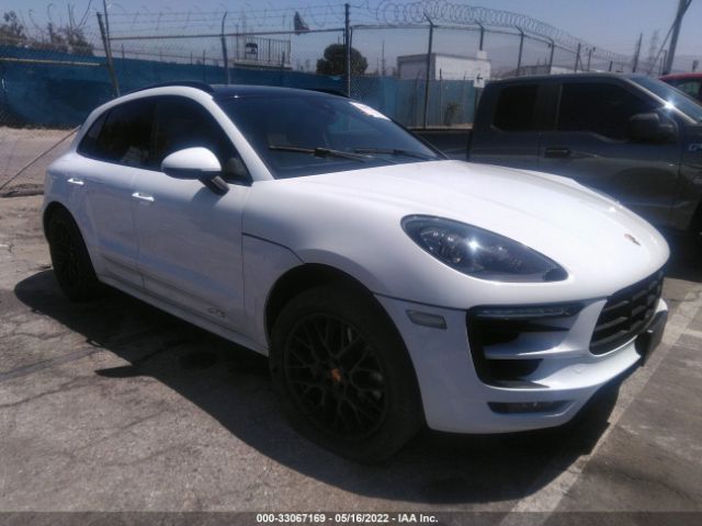 PORSCHE MACAN 2018 wp1ag2a50jlb62490