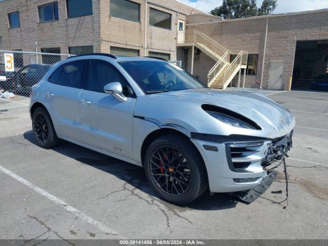 PORSCHE MACAN 2018 wp1ag2a50jlb63767