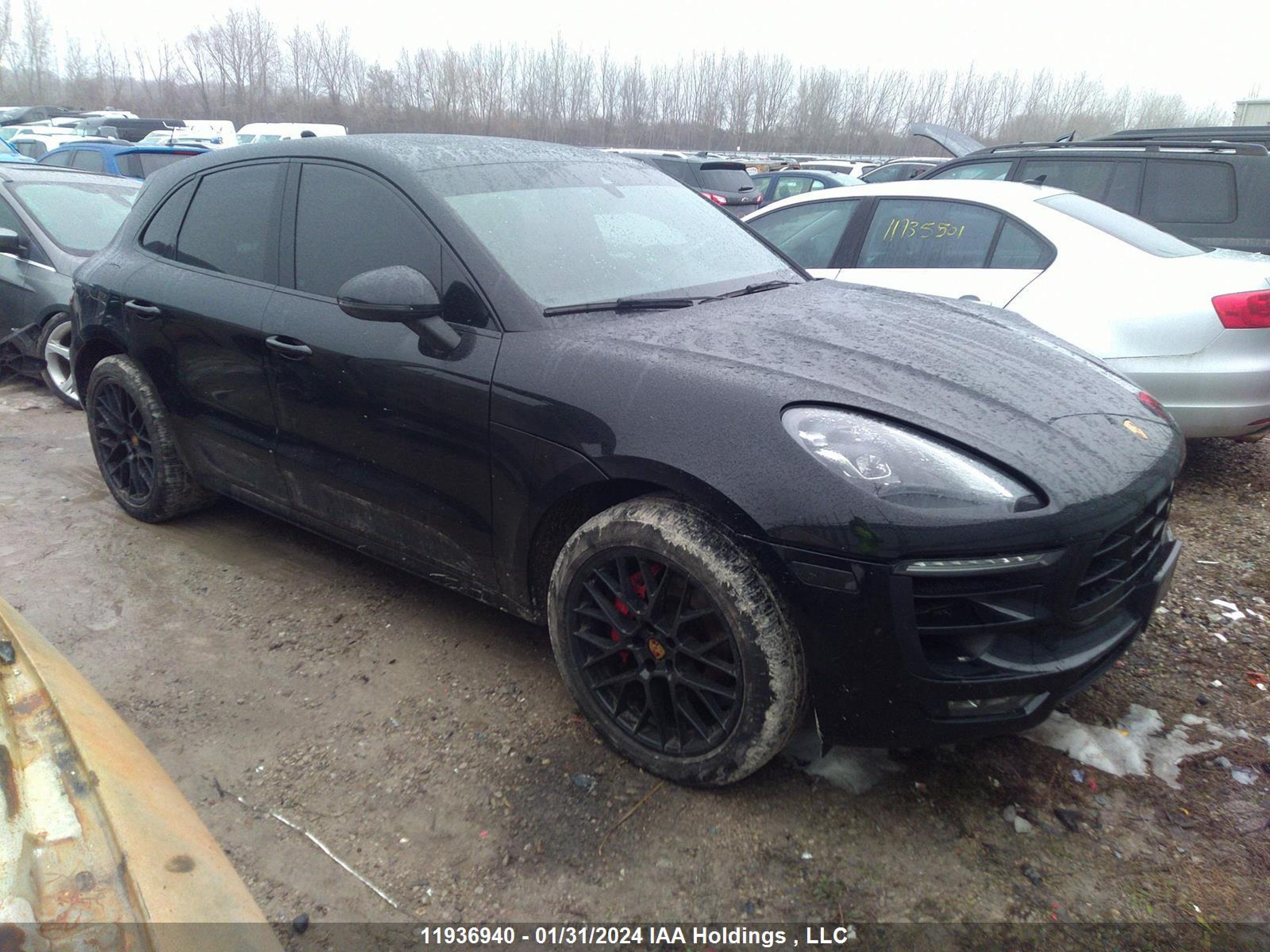 PORSCHE MACAN 2017 wp1ag2a52hlb51095