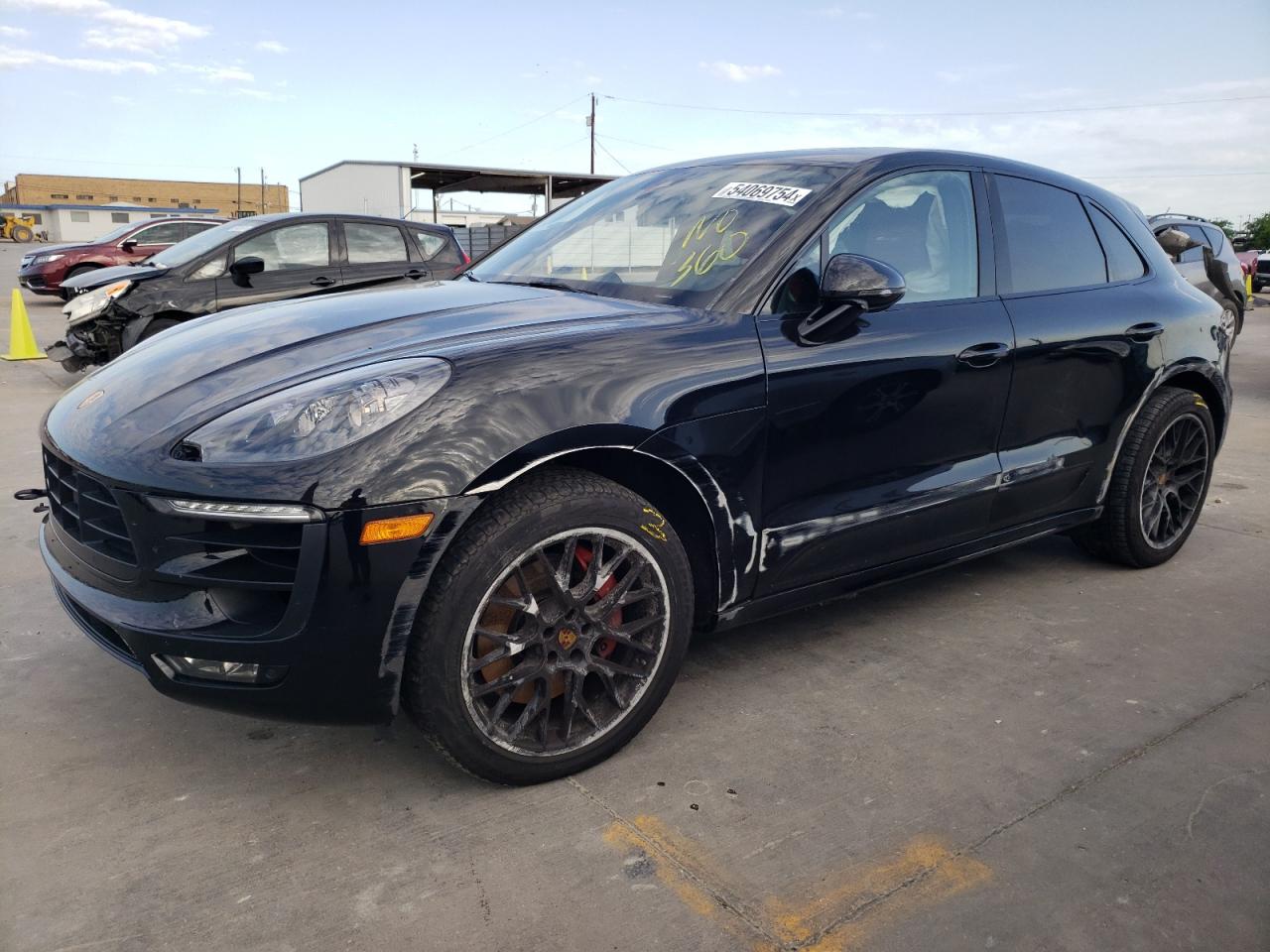 PORSCHE MACAN 2017 wp1ag2a53hlb51008