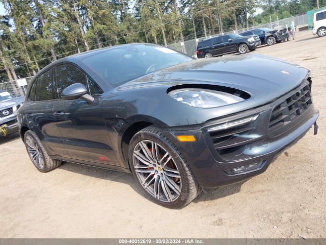 PORSCHE MACAN 2017 wp1ag2a54hlb53429