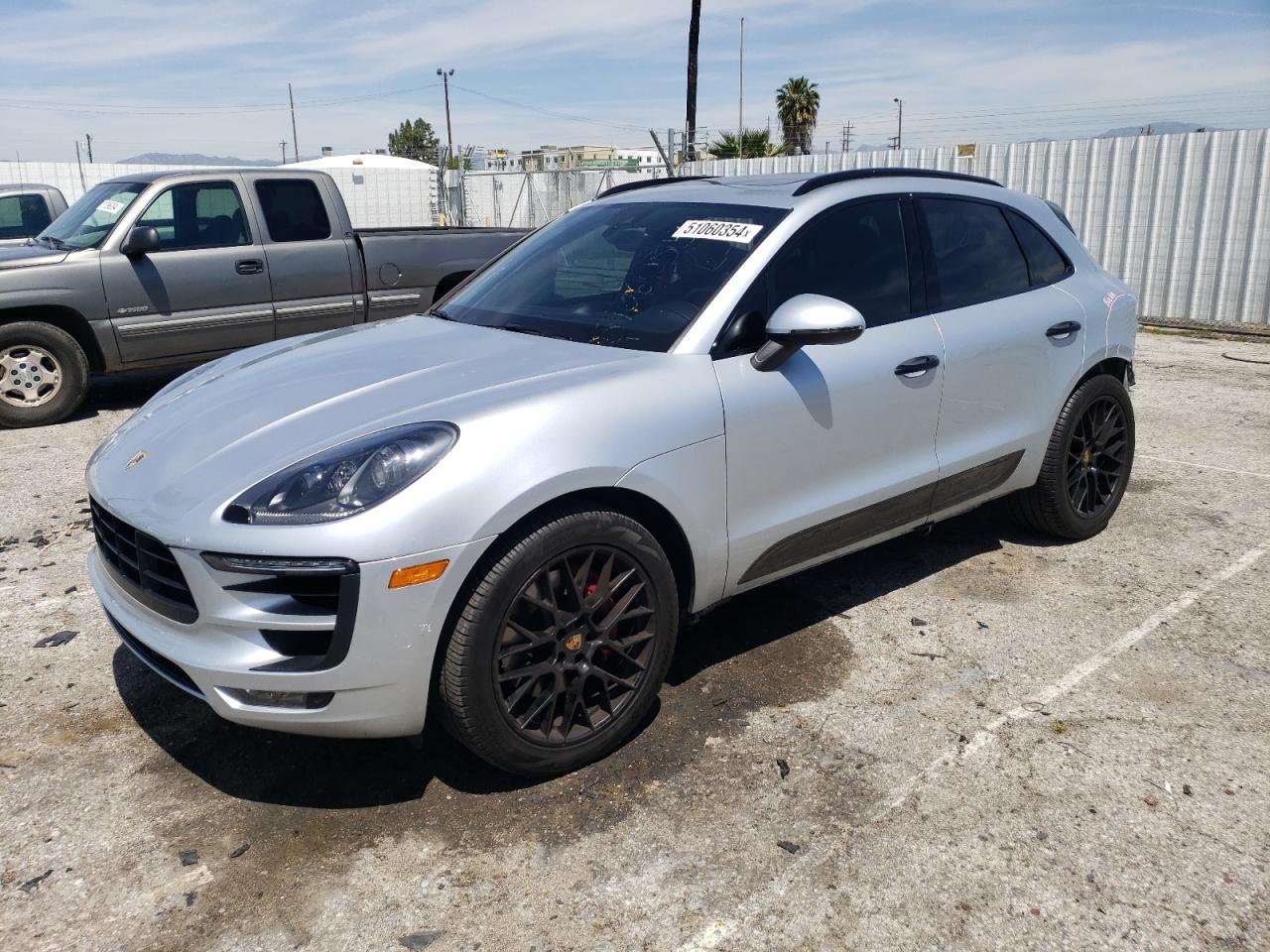 PORSCHE MACAN 2017 wp1ag2a56hlb56204