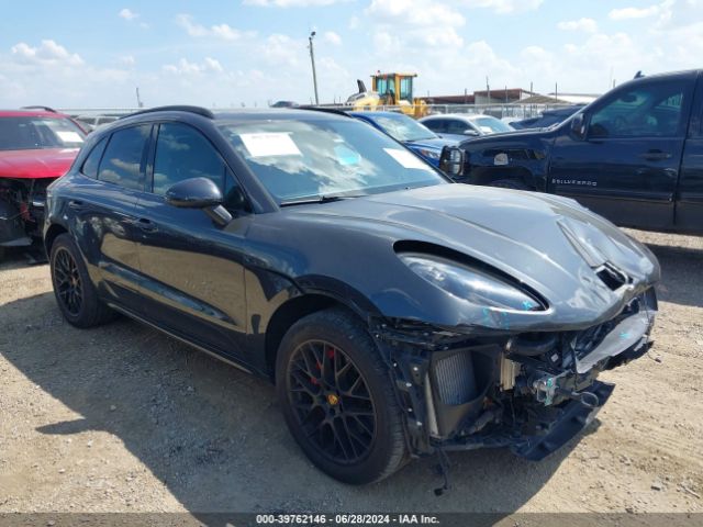 PORSCHE MACAN 2018 wp1ag2a56jlb61327