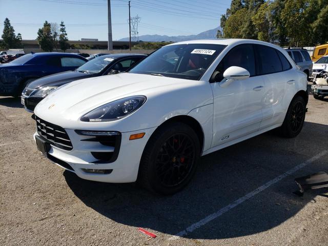 PORSCHE MACAN 2017 wp1ag2a57hlb55322