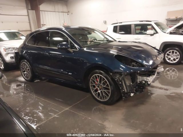 PORSCHE MACAN 2018 wp1ag2a57jlb61529