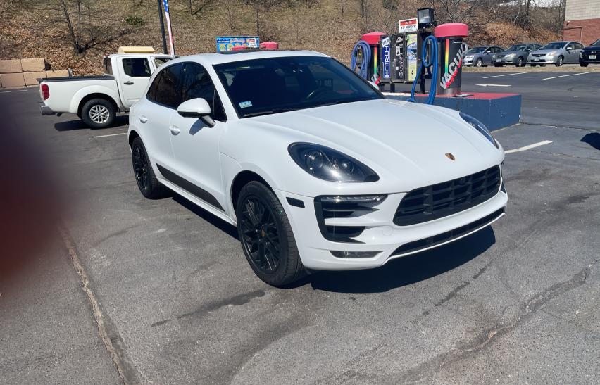 PORSCHE MACAN GTS 2017 wp1ag2a58hlb54647