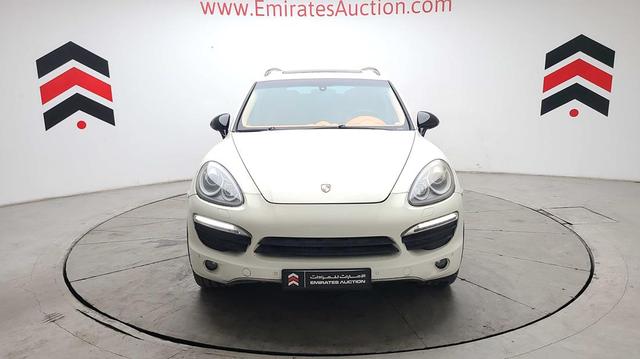 PORSCHE CAYENNE 2011 wp1zzz92zbla44274