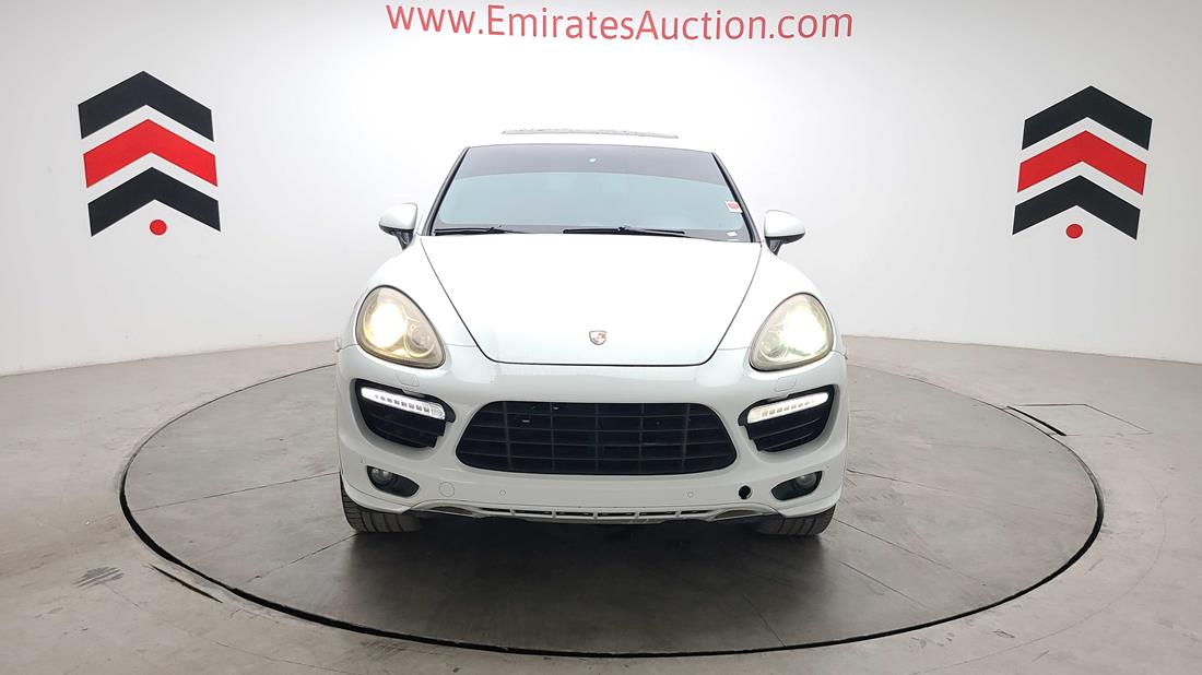 PORSCHE CAYENNE 2013 wp1zzz92zdla90474