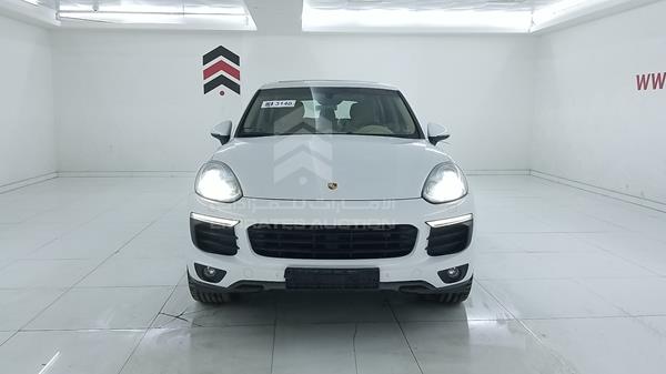 PORSCHE CAYENNE 2016 wp1zzz92zgka14353