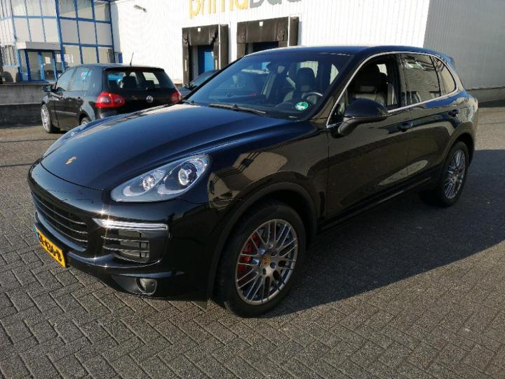 PORSCHE CAYENNE 2015 wp1zzz92zgla59804