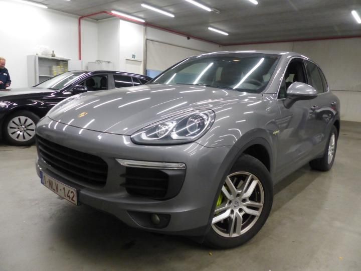 PORSCHE CAYENNE 2016 wp1zzz92zgla64621