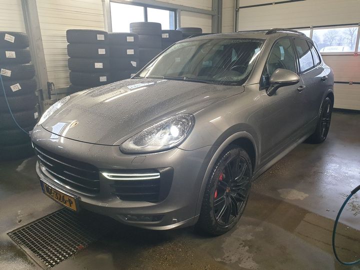 PORSCHE CAYENNE 2015 wp1zzz92zgla71161