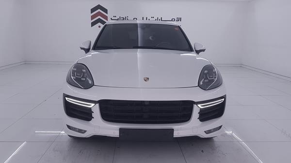 PORSCHE CAYENNE 2016 wp1zzz92zgla75898