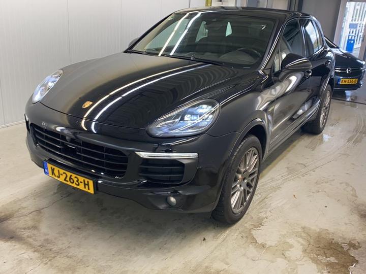 PORSCHE CAYENNE 2016 wp1zzz92zhla70281