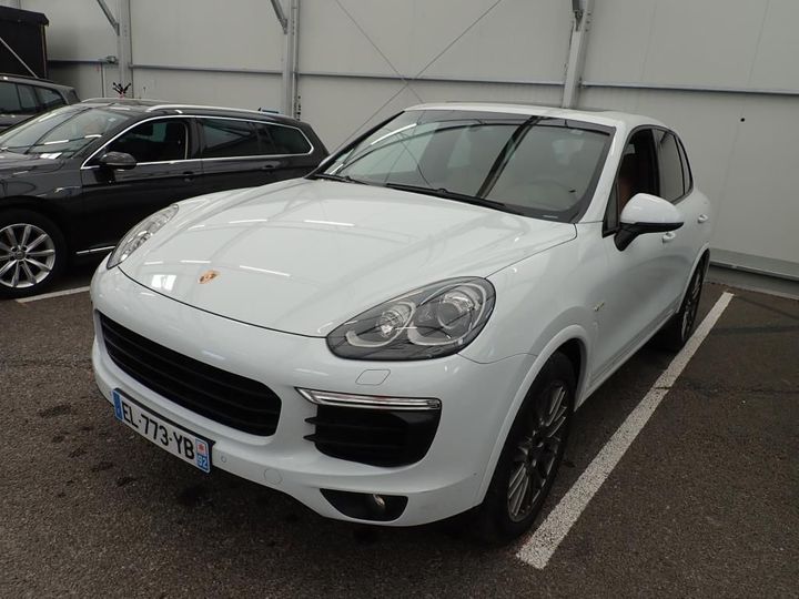 PORSCHE CAYENNE 2017 wp1zzz92zhla75331