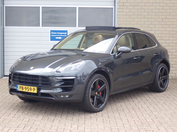 PORSCHE MACAN 2017 wp1zzz95zhlb25541