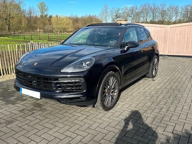 PORSCHE CAYENNE 2018 wp1zzz9yzkda46578