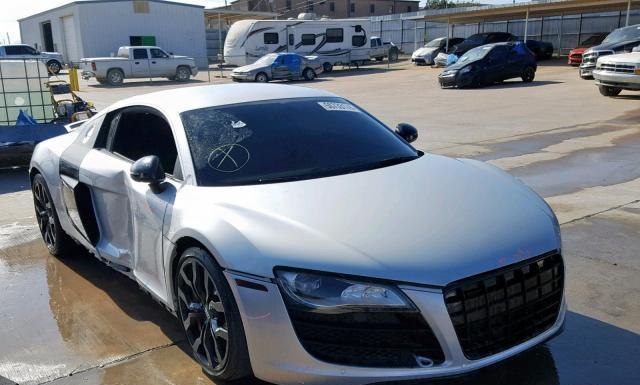 AUDI R8 2010 wuaanafg1an000256