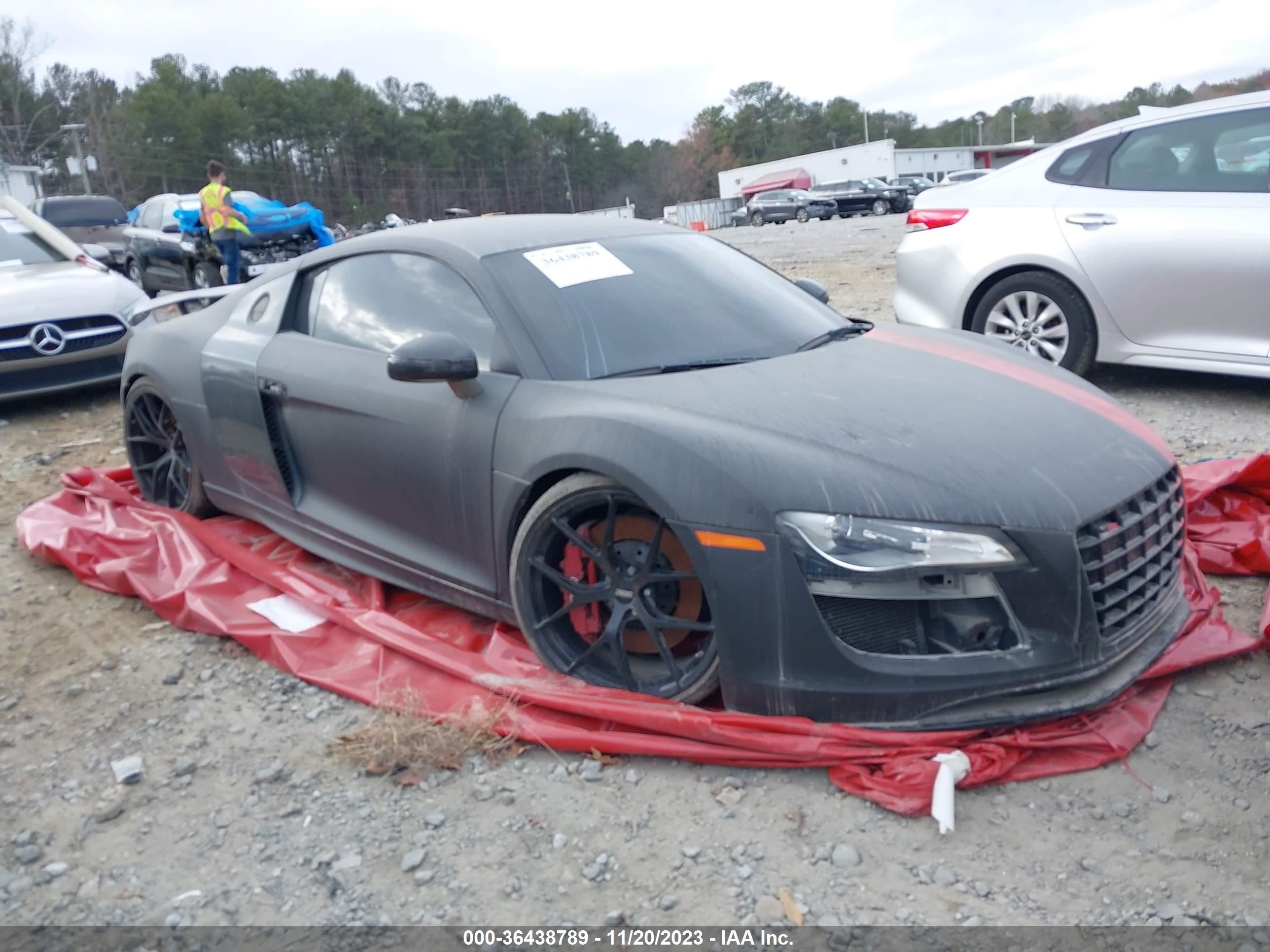 AUDI R8 2009 wuaau34289n002961