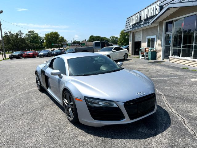 AUDI R8 2015 wuaauafg1f7001728