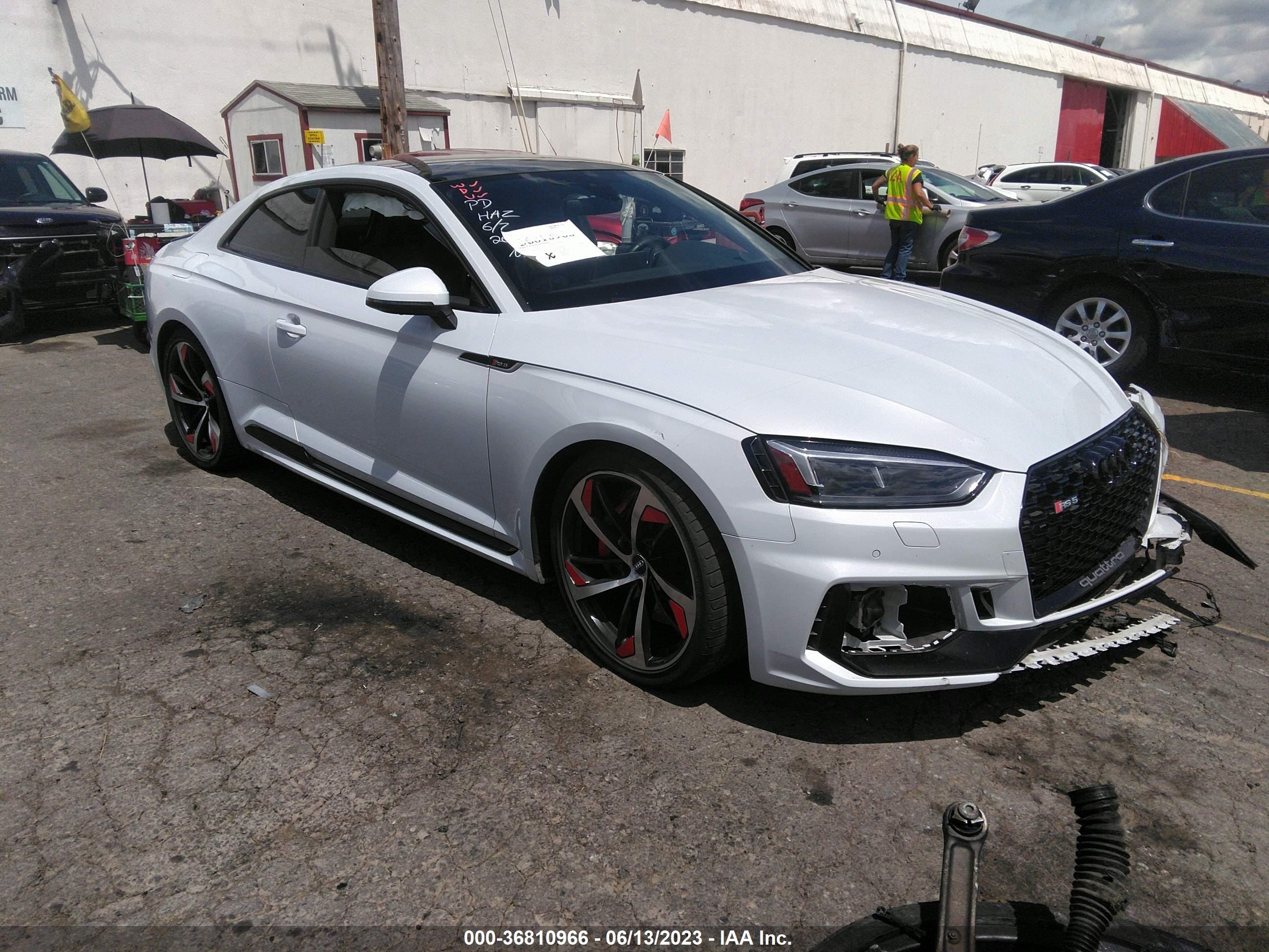 AUDI RS5 2018 wuapwaf59ja904868