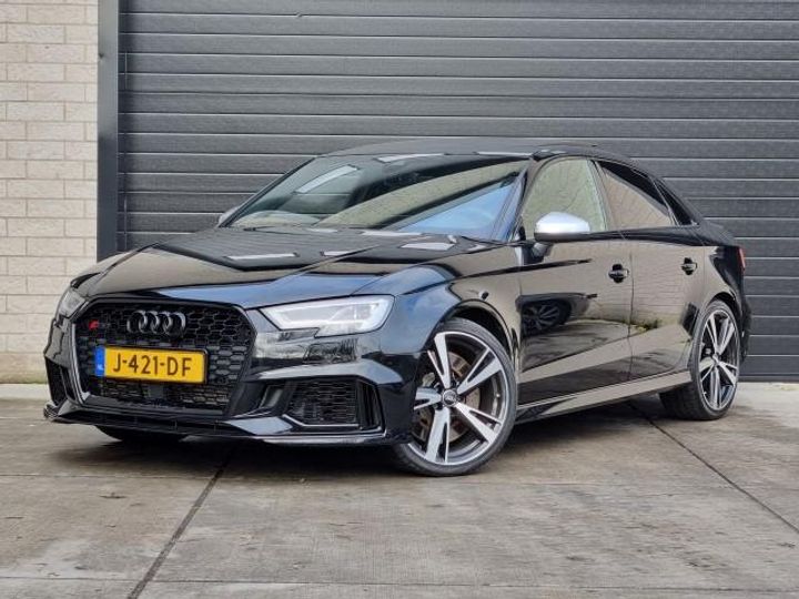 AUDI A3 SALOON 2019 wuazzz8v7la901675