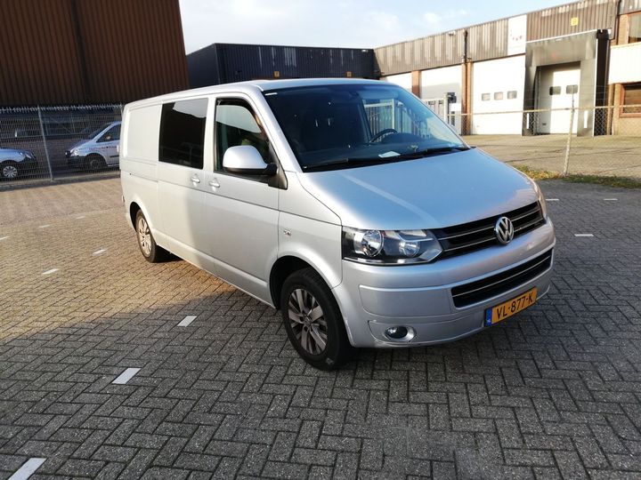 VOLKSWAGEN TRANSPORTER 2015 wv1zzz7hzfh086241