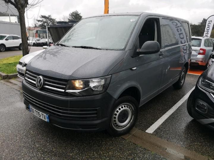 VOLKSWAGEN TRANSPORTER 2017 wv1zzz7hzhh025970